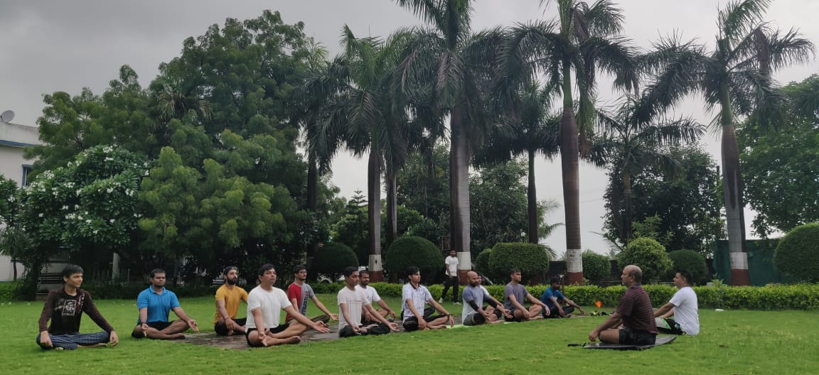 21 जून 2020 रोजी NHSRCL च्या साइट कार्यालयांमध्ये योग दिन साजरा